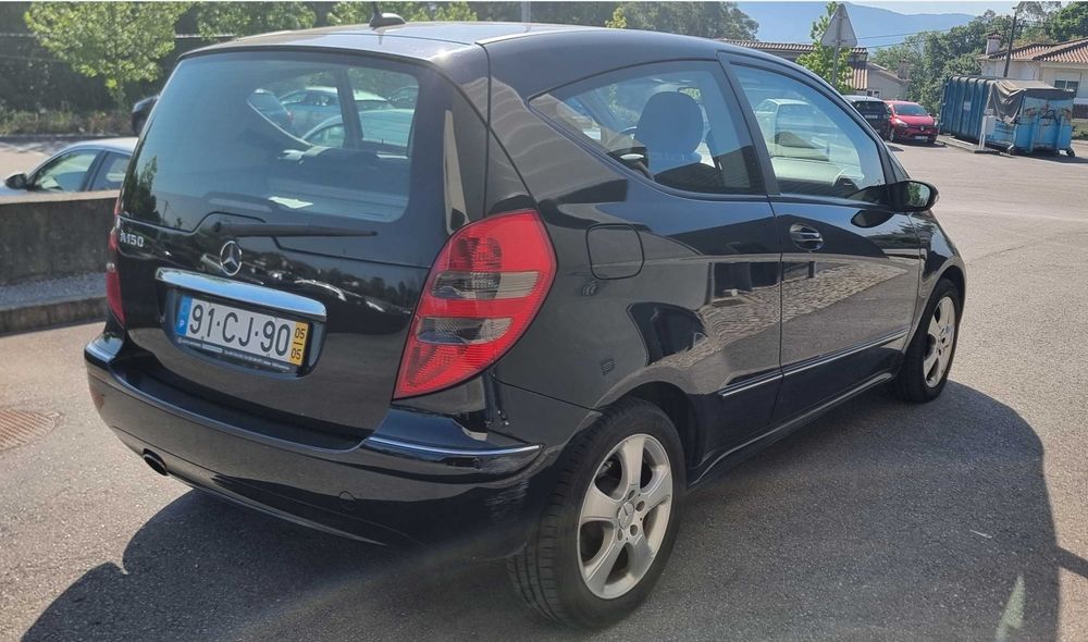 Mercedes A150 com cx. automática