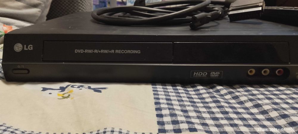 Продаю DVD рекордер LG HDR 776 з HDD