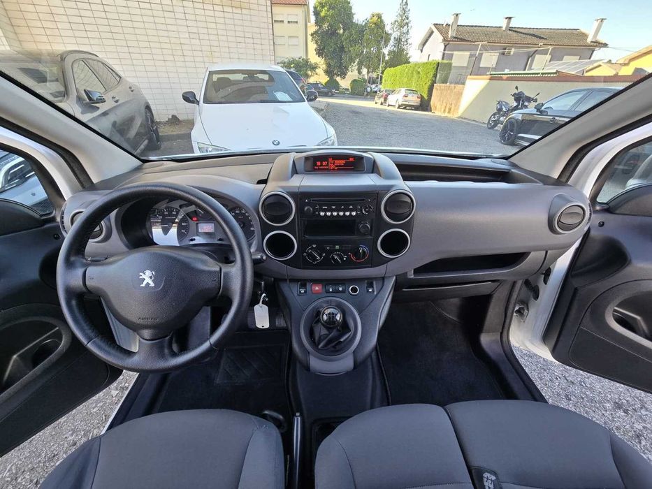 PEUGEOT PARTNER LONGA L2 1.6HDI 90CV "3 LUGARES"
