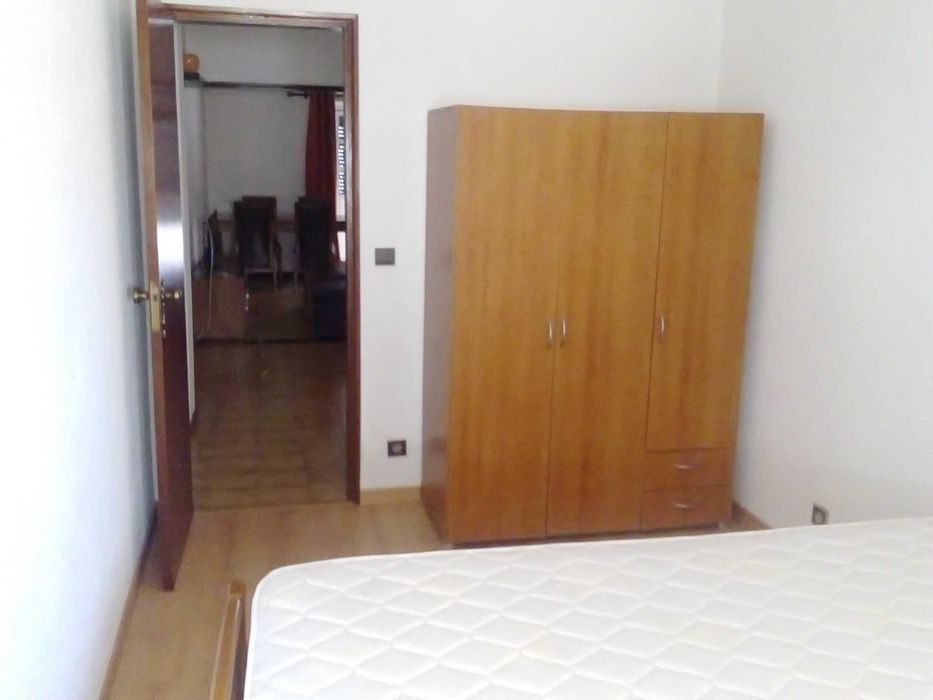 Apartamento T2 Arrenda se Seia, Guarda