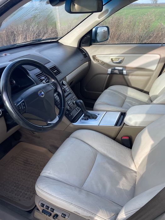 Volvo XC 13r. 3.2 R6 7 osobowy Wersia po lifce  Nowe BT+OC