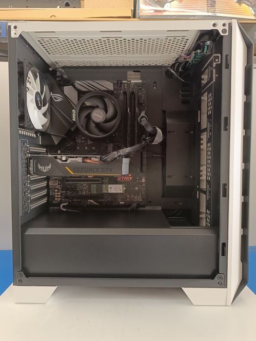PC Gaming Ryzen 5 3600XT l GTX-1650S-O4Gb-Gaming l 16Gb 2666Mhz l 256G