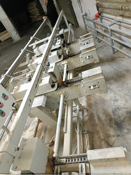 Formatówka do deski paletowej LIGNUMA MN-4 (obrzynarka , docinarka )