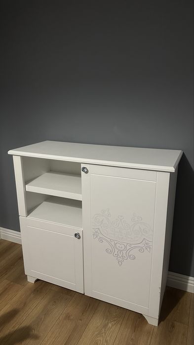 Biała Komoda Meblik z kolekcji Boho