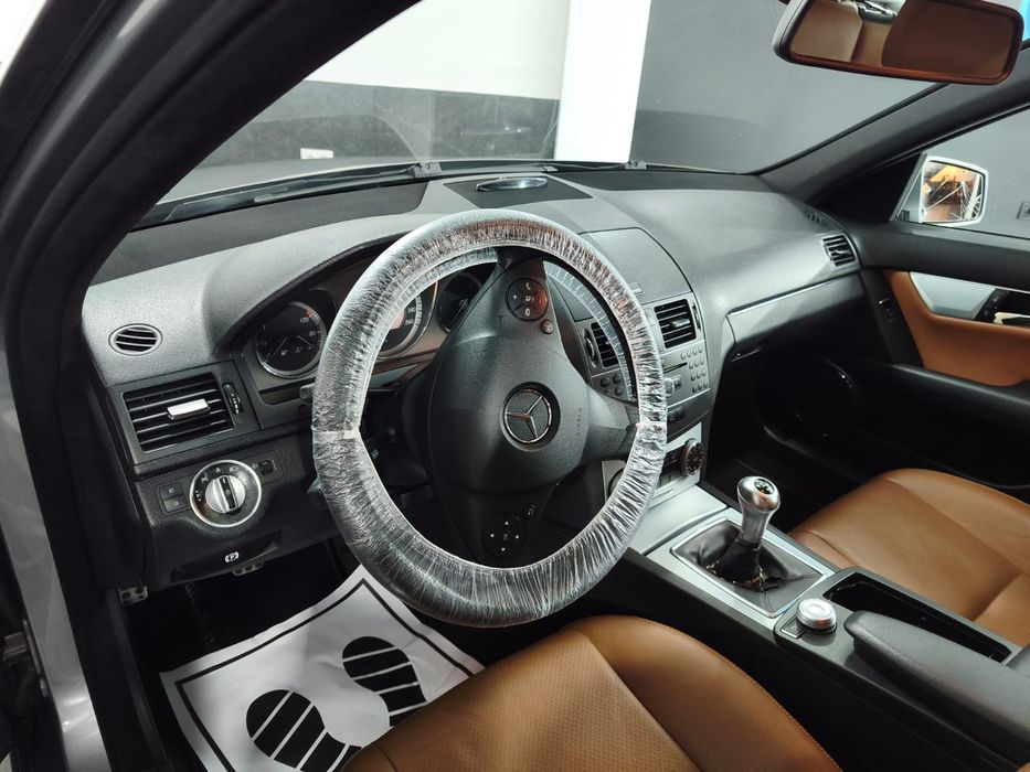 Carrinha  Mercedes c220