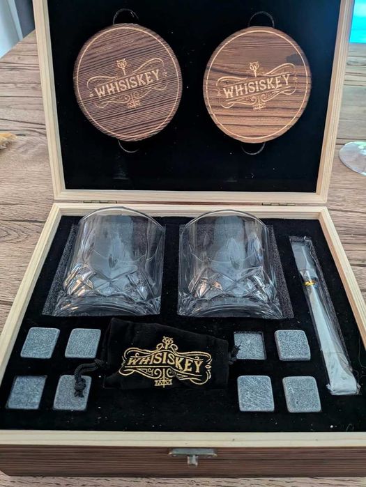Zestaw do Whisky Szklanki Kamienie Pudełko Prezent + GRATIS Podkładki