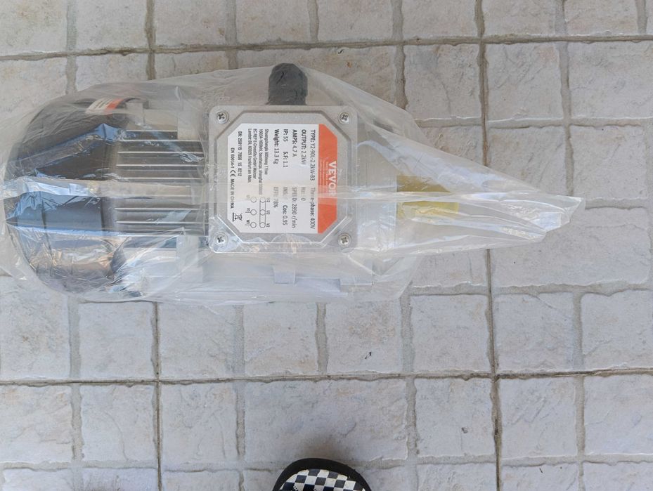 Motor elétrico VEVOR.  ,novo , para máquinas agrícolas e equipamentos em geral