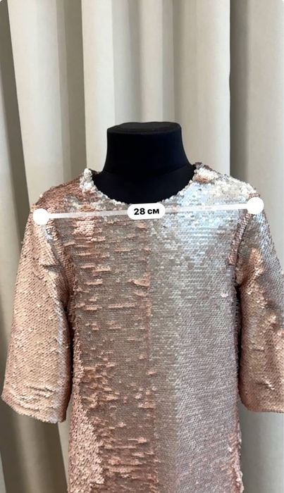 Продам детское платье с пайетками розовое золото и серебро