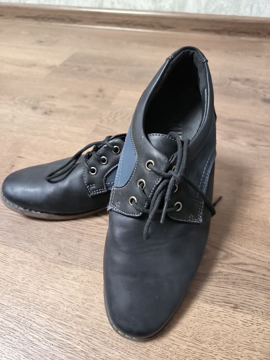 Туфлі підліткові
