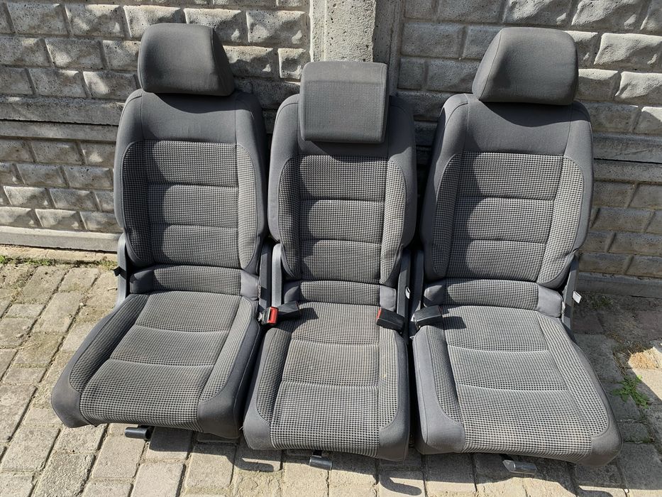 Сидіння Volkswagen Touran 1 задні 3 шт 2003–2010/ підкрильники / задній стоп/ перемикачі поворотів/ дзеркало/ піддон / щеплення/ маховик