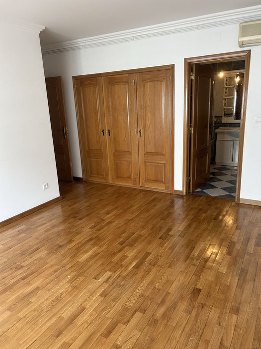 Quartos mobilados em Carcavelos
