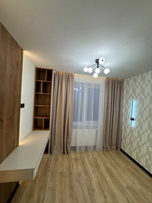 2-кім + кухня-вітальня|Центр, Княгинин|Гардероб|Меблі+техніка|КНЯГИНИН