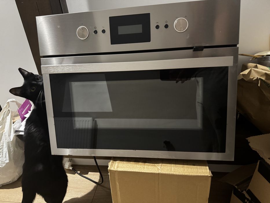 Kuchenka mikrofalowa piekarnik pod zabudowe