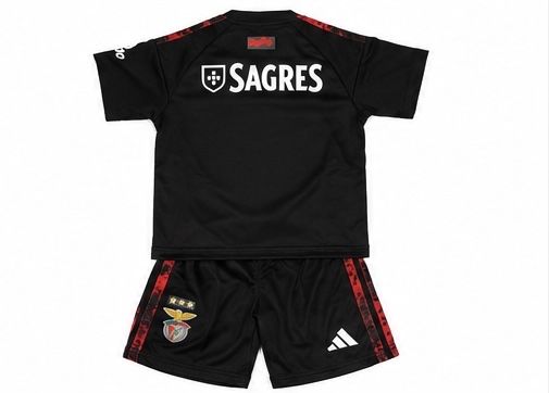 Equipamento benfica criança
