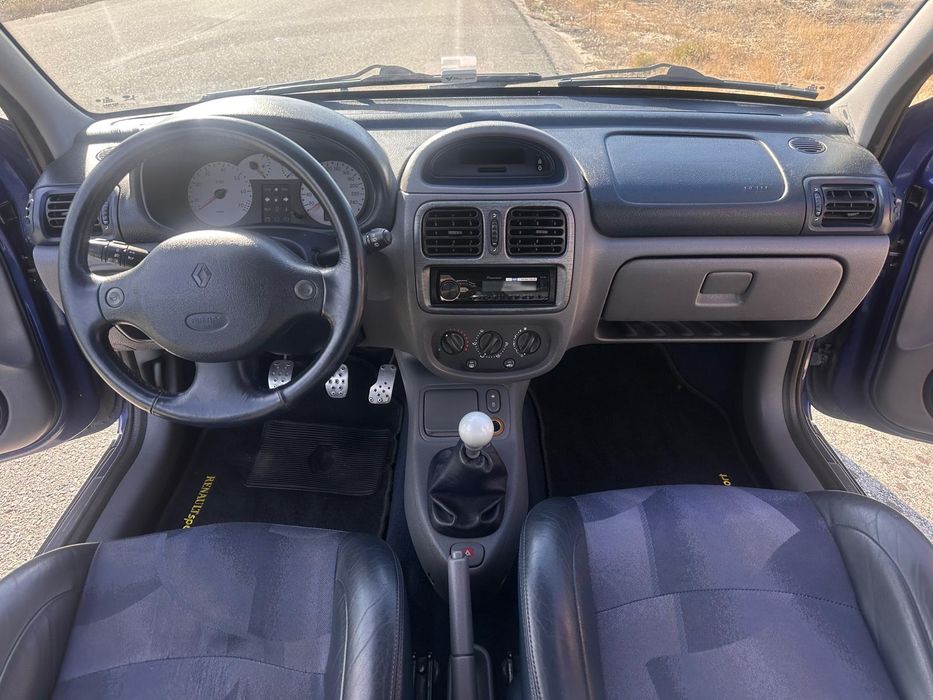 Renault Clio 2 1.6 16v