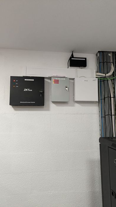 Eletricista certificado pela DGEG