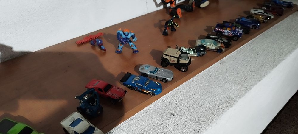 Carros Hotwells originais