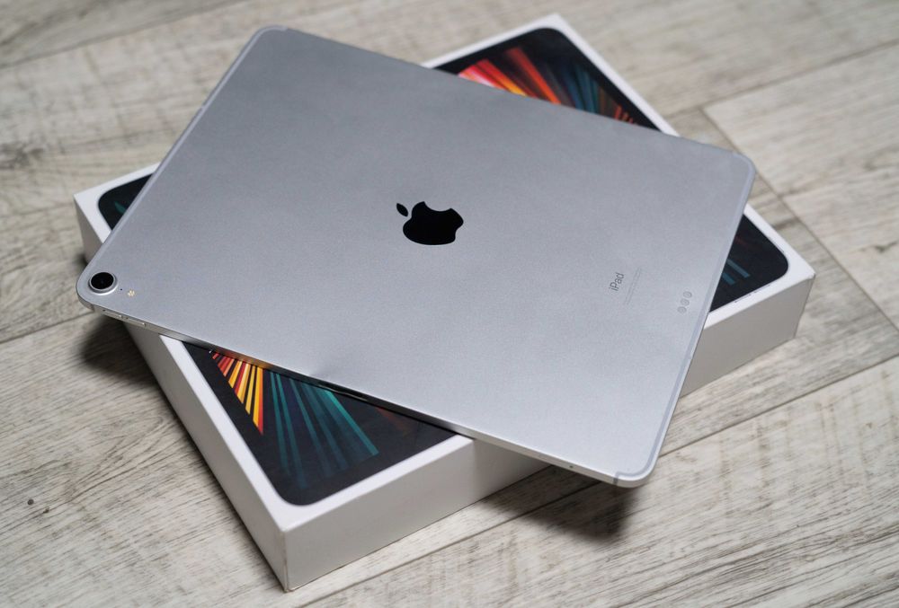 iPad Pro 12.9" 2018 (Cellular + Wi-Fi) 1 TB