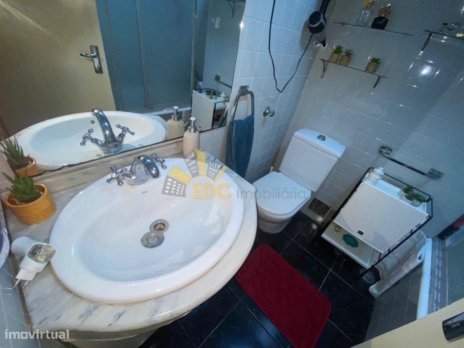 Apartamento T3 com suíte no Monte do Estoril | Excelente potencial ...