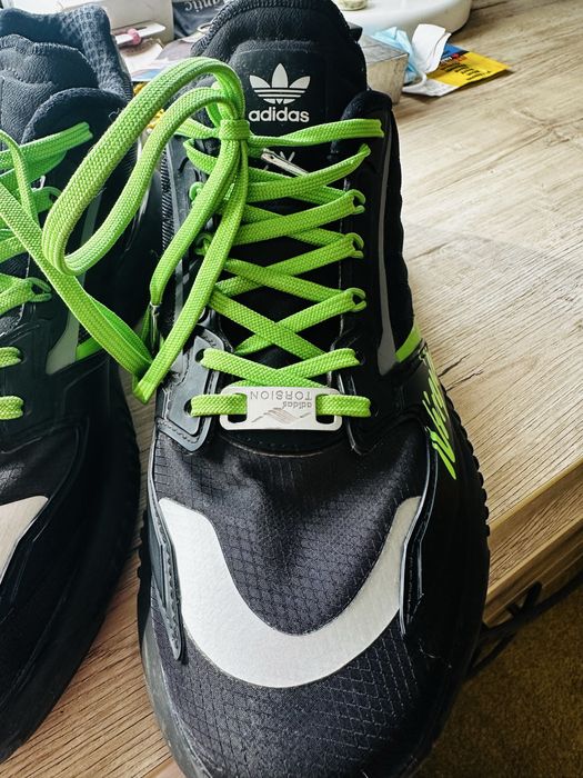 Кросівки adidas