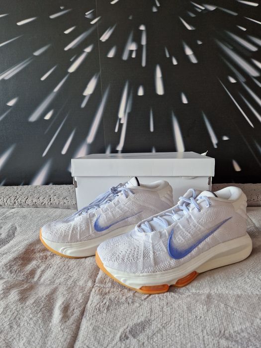 Nike GT hustle3 blueprint EU43