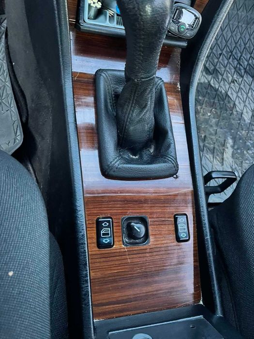 Mercedes-Benz E-Class 1994