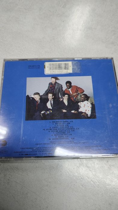 Simple Red. MEN and Women. CD
