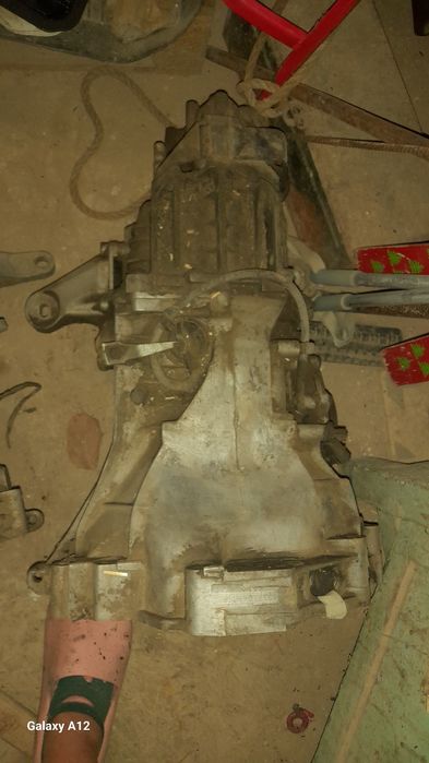 КПП Ауди 80б4 2.0 бензин