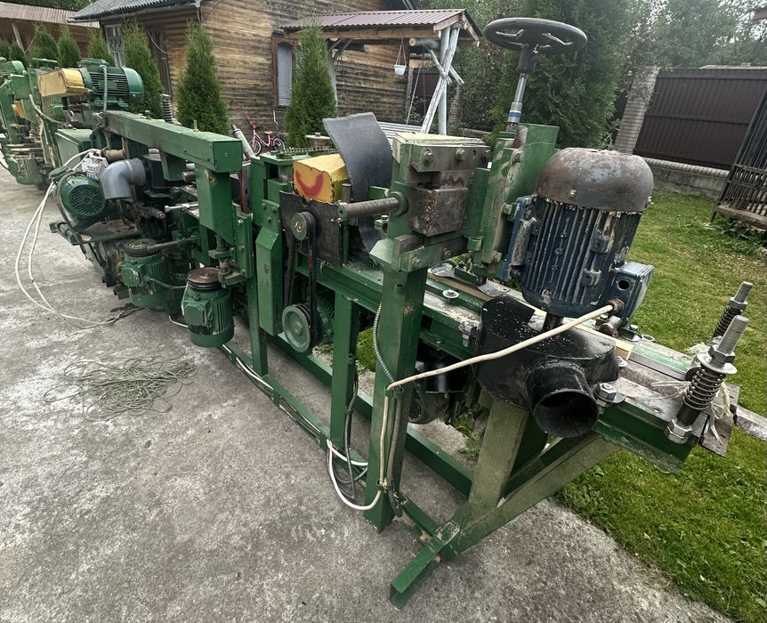 Деревообробний чотирьохсторонній станок