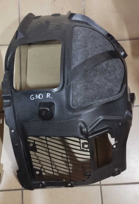 BMW 5 G30 підкрилок передній 51717340785 передня частина 51717340786
