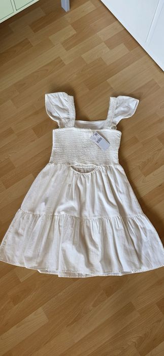 Продам нові  плаття сарафани  Mango 12 -13  років н