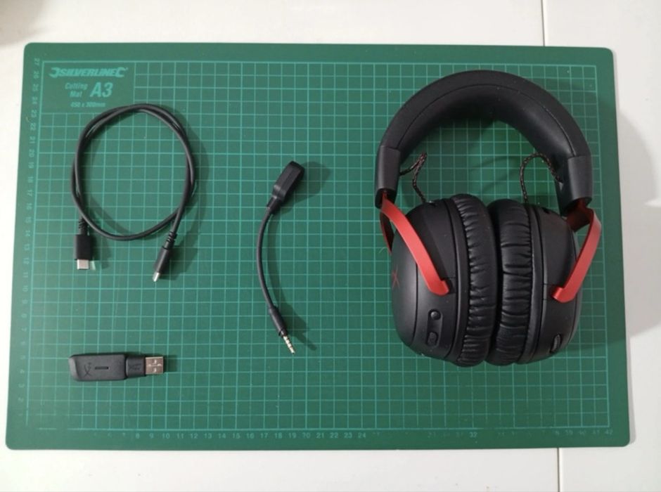 HyperX Cloud III Wireless Gaming Headset - NEW478179664824248320
