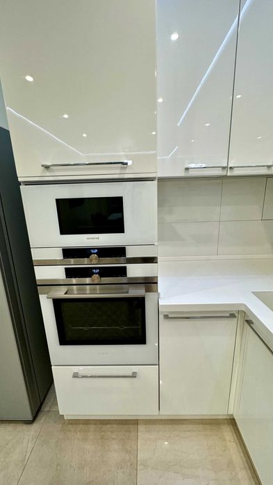 продаж 2к квартири ЖК СТОЛИЧНИЙ
