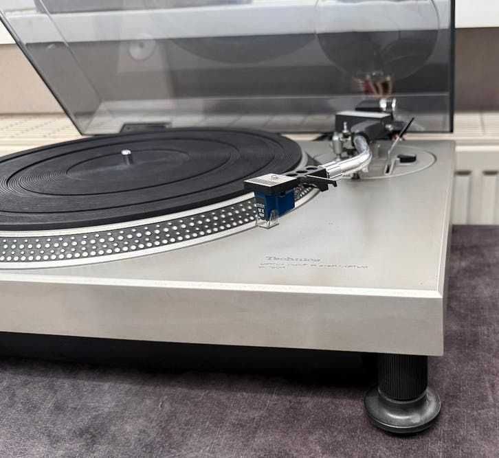 Technics SL-1200 MK1 Plattenspieler