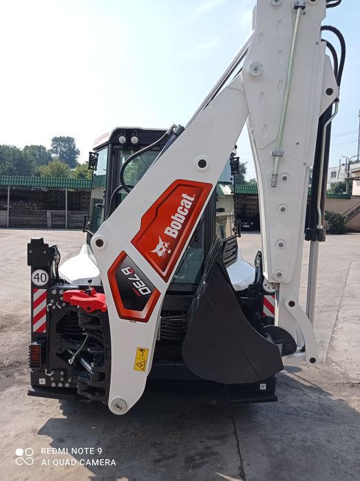 Услуги экскаватора погрузчика гидромолота