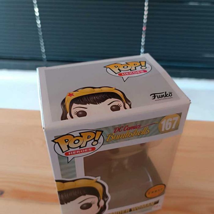 Funko Pop DC Wonder Woman Chase64740238579843121