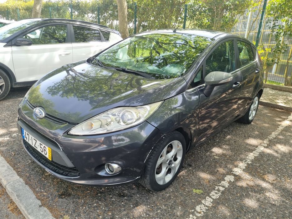 Ford Fiesta 2010 Por apenas 2790€