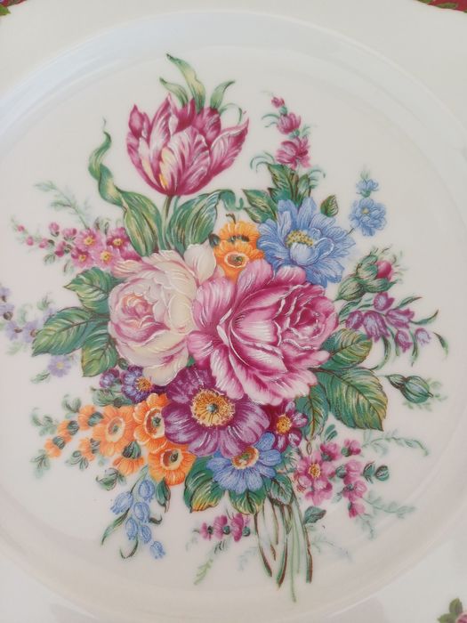 Varias peças  de Porcelana Limoges a partir de 8 euros