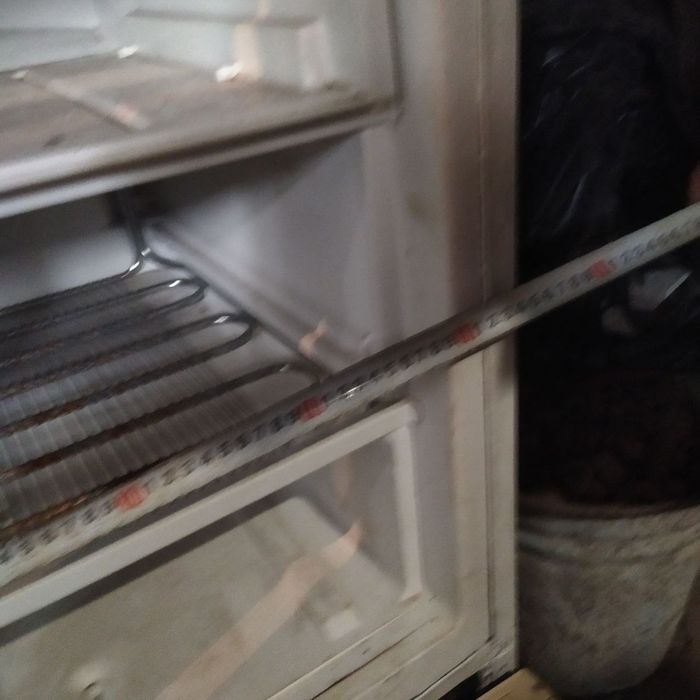 Продам холодильник фірми VESTFROST. Ціна 1800.