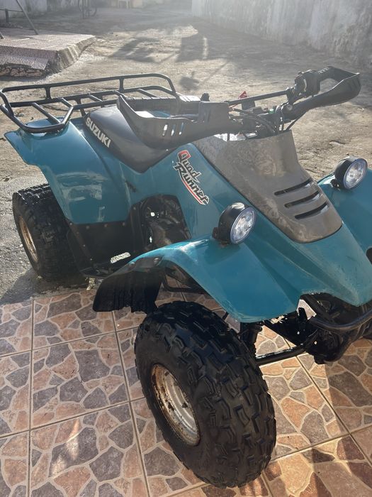 Moto 4 Susuki LT 160
