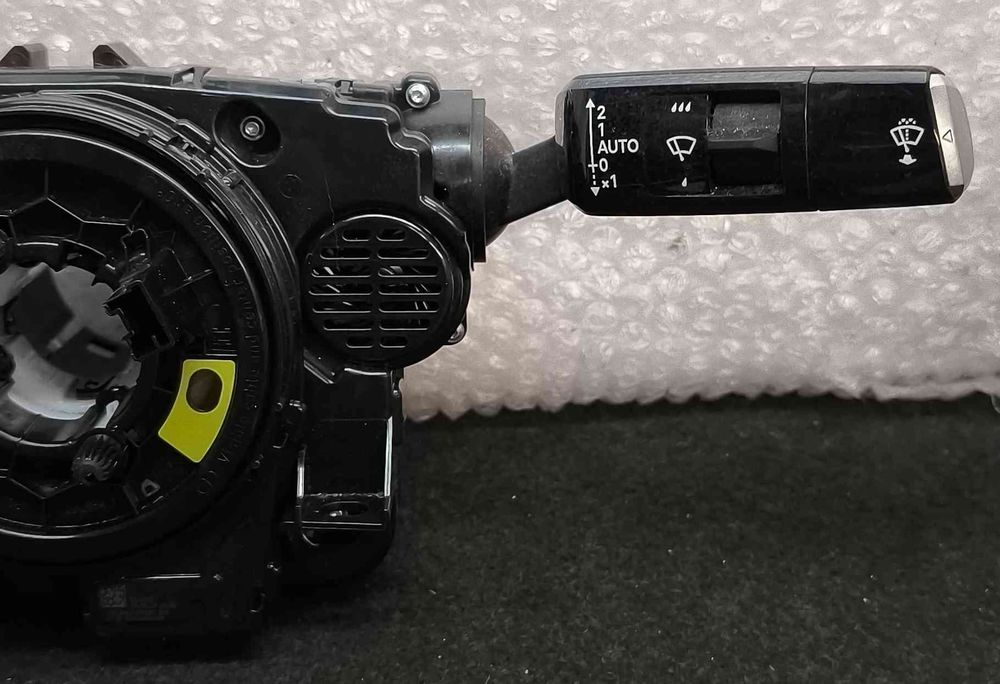Conjunto / Manetes de Luzes e Limpa Vidros 9845235880 - PEUGEOT 3008 III