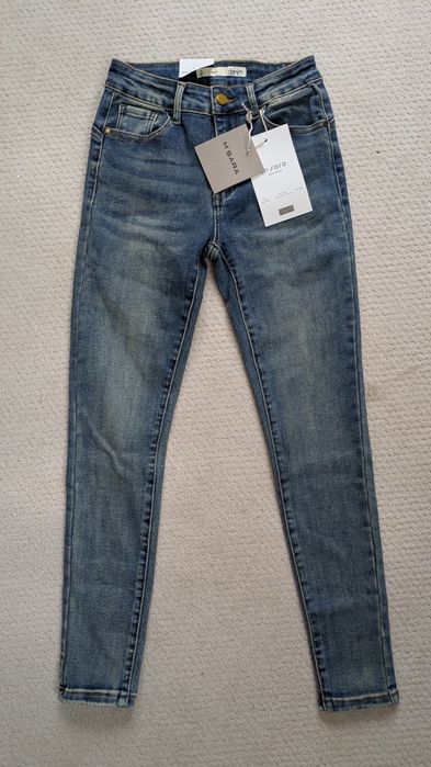 Spodnie jeansy rozmiar 28