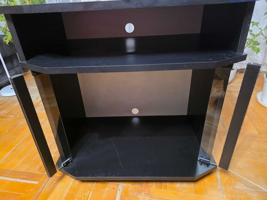 Mobilna retro szafka RTV i Hi-Fi