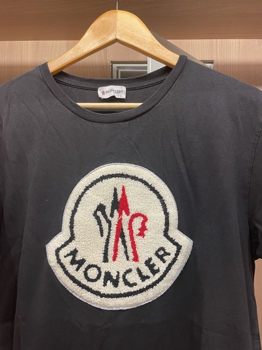 T-Shirt Moncler Preta