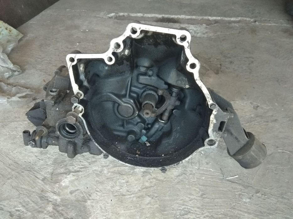 МАЗДА 323 остатки(спрашивать)