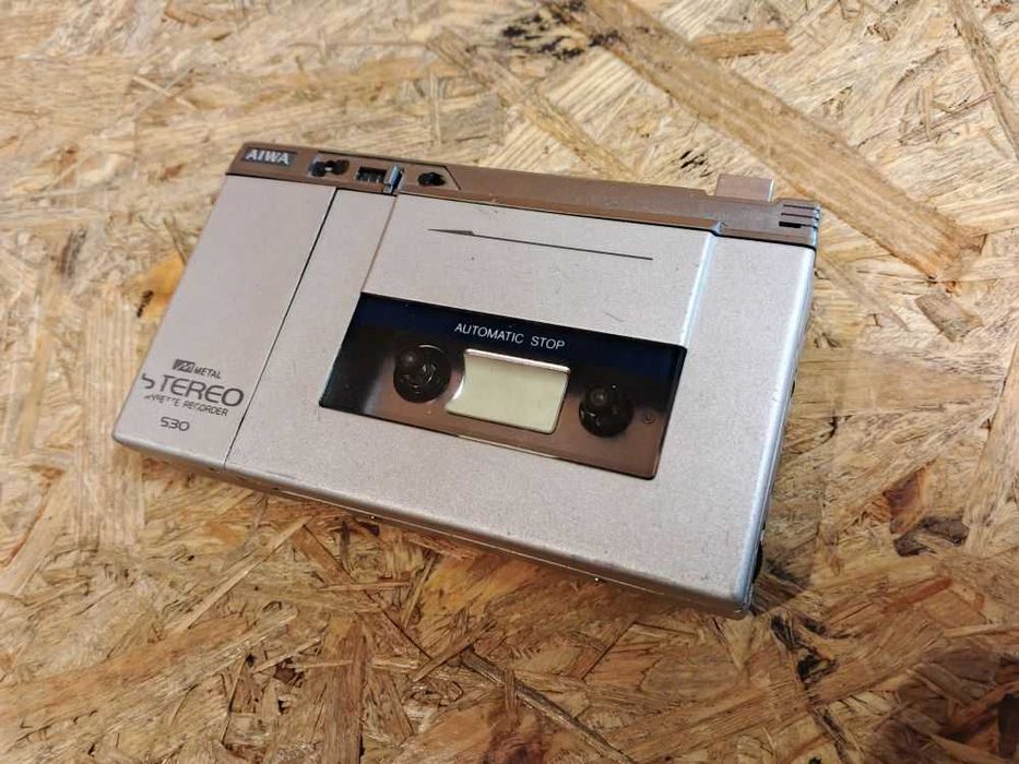 UNIKAT VINTAGE! Klasyk! Retro! Walkman AIWA TP-S30 SILVER!  Pierwszy rozbudowany odtwarzacz przenośny! Uszkodzony! Usterka! Do renowacji!