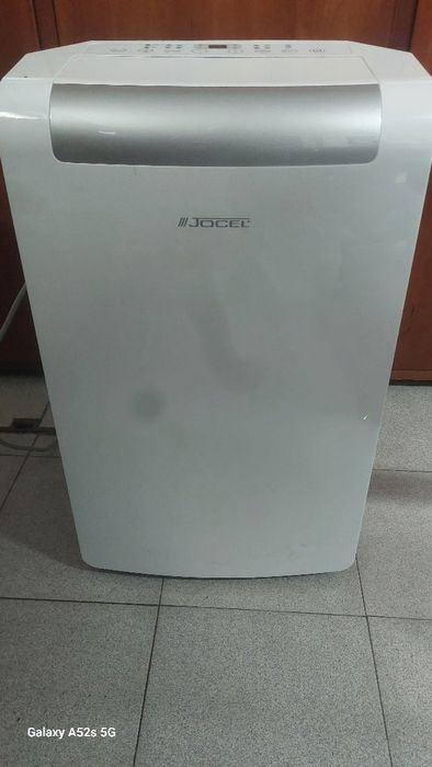 Vendo 2 ar condicionado portátil marca jocel  como novos