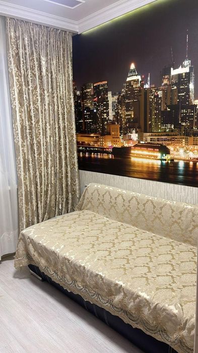 4-к, Євроремонт, меблі та техніка, утеплена, 100м2, Сади