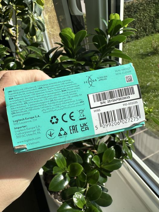 Myszka bezprzewodowa Logitech M185 sensor optyczny