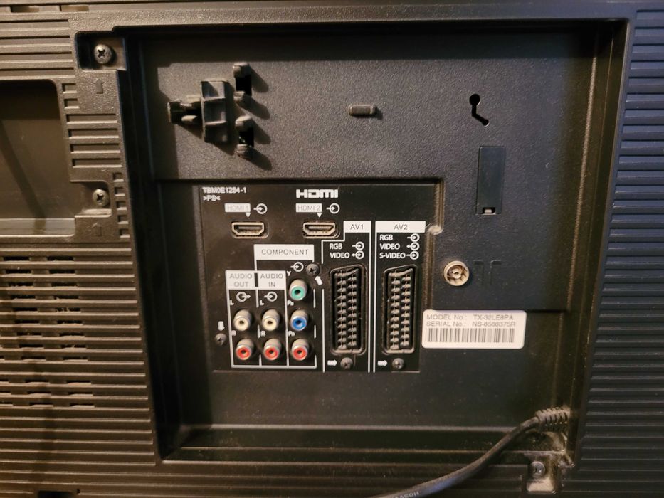 Telewizor 32" Panasonic TX-32LE8PA